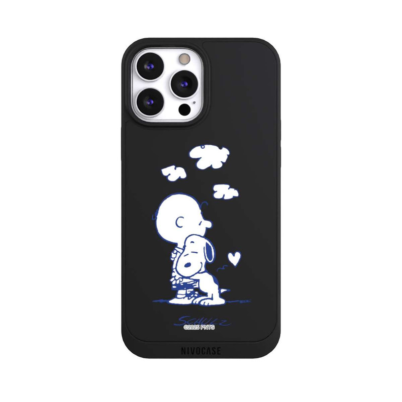 iPhone 13 Pro Max NIVOpure Peanuts Charlie Brown Snoopy Hug Transparent