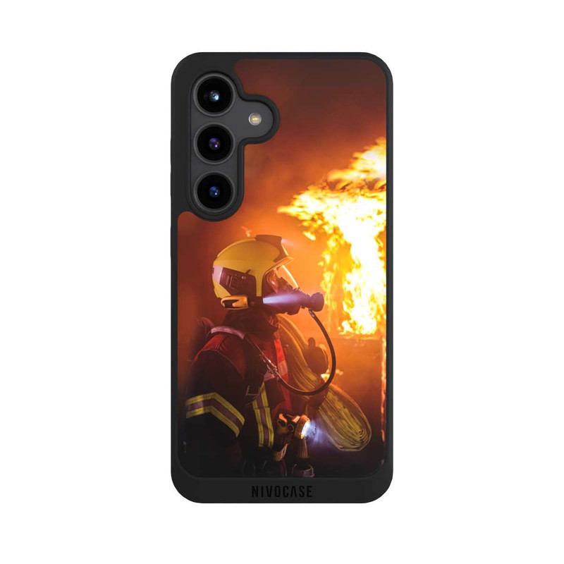 Galaxy S24 NIVOpure Firefighter Looking Up Explosion