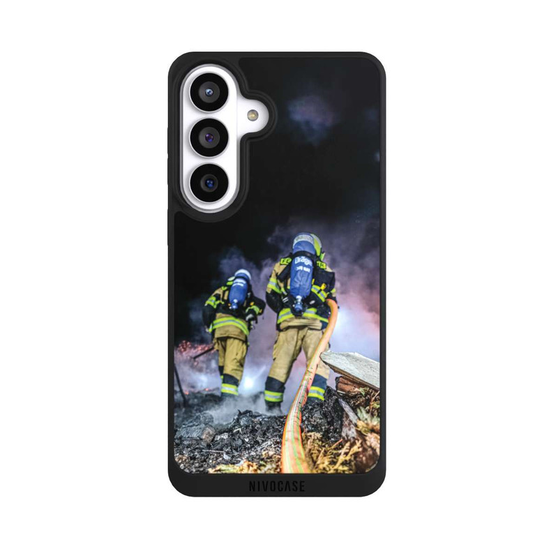 Galaxy S26+ NIVOpure Fire House